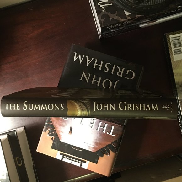 JOHN GRISHAM Hardcover Book THE SUMMONS - Picture 3 of 6